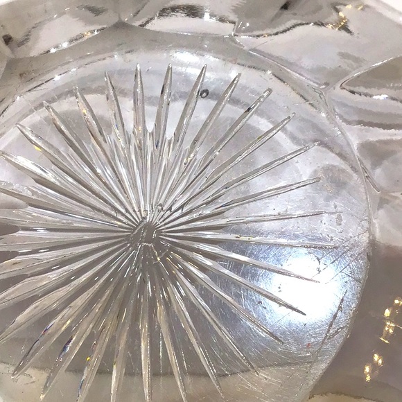 Antique A H Heisey Scalloped Edge Crystal Thumb Print Bowl - Picture 6 of 7